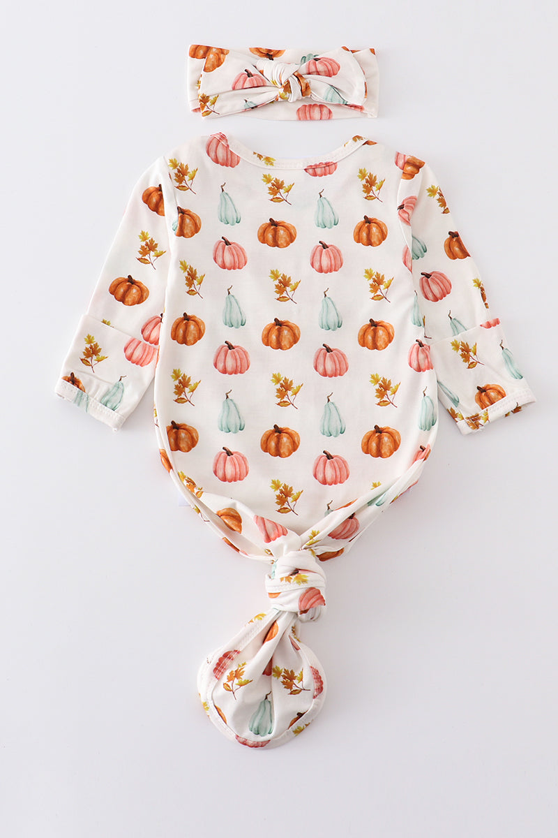 Pumpkin print baby gown set